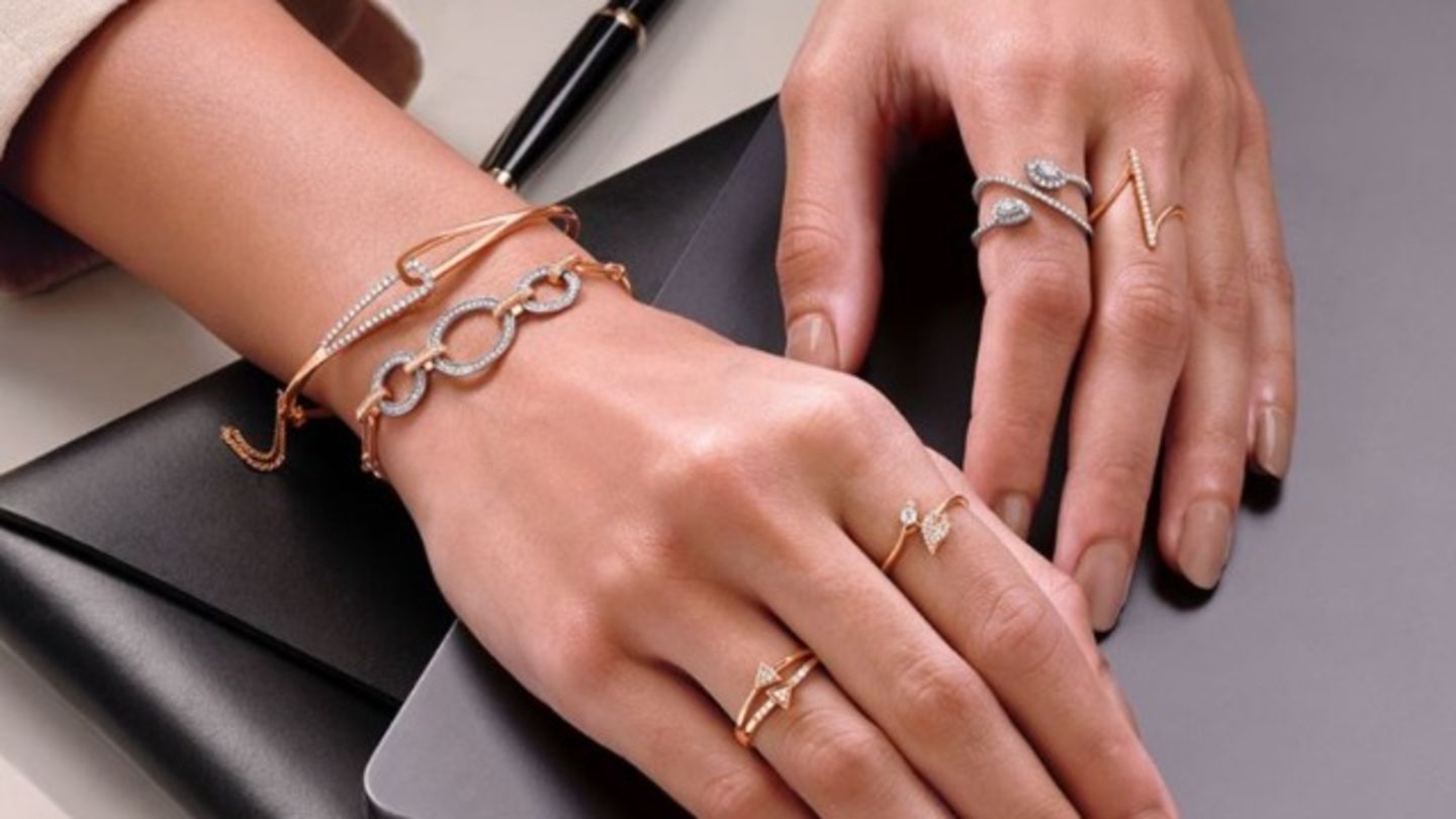 HiDubai-business-tanishq-shopping-jewellery-precious-stones-al-barsha-1-dubai