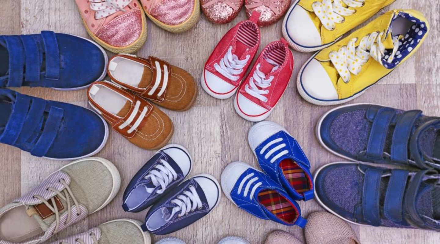 HiDubai-business-azamaq-general-trading-shopping-footwear-dubai-investment-park-1-dubai