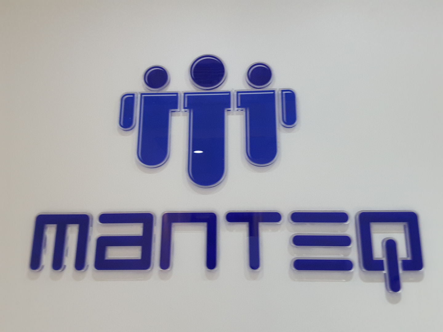 HiDubai-business-manteq-systems-and-information-technology-b2b-services-it-services-business-bay-dubai-2