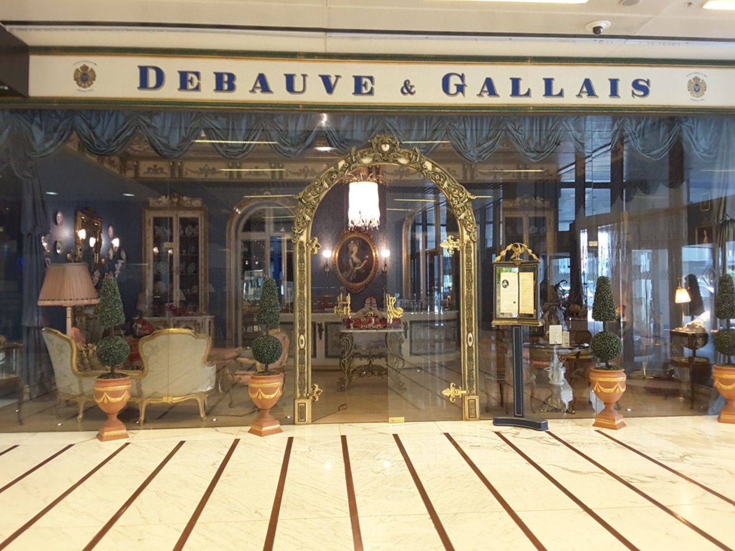 HiDubai-business-debauve-gallais-food-beverage-bakeries-desserts-sweets-dubai-international-financial-centre-zaabeel-2-dubai-2