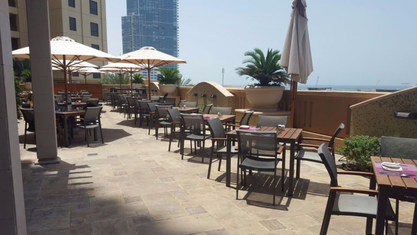 Infini Pool Bar(Restaurants & Bars) in Dubai Marina (Marsa Dubai