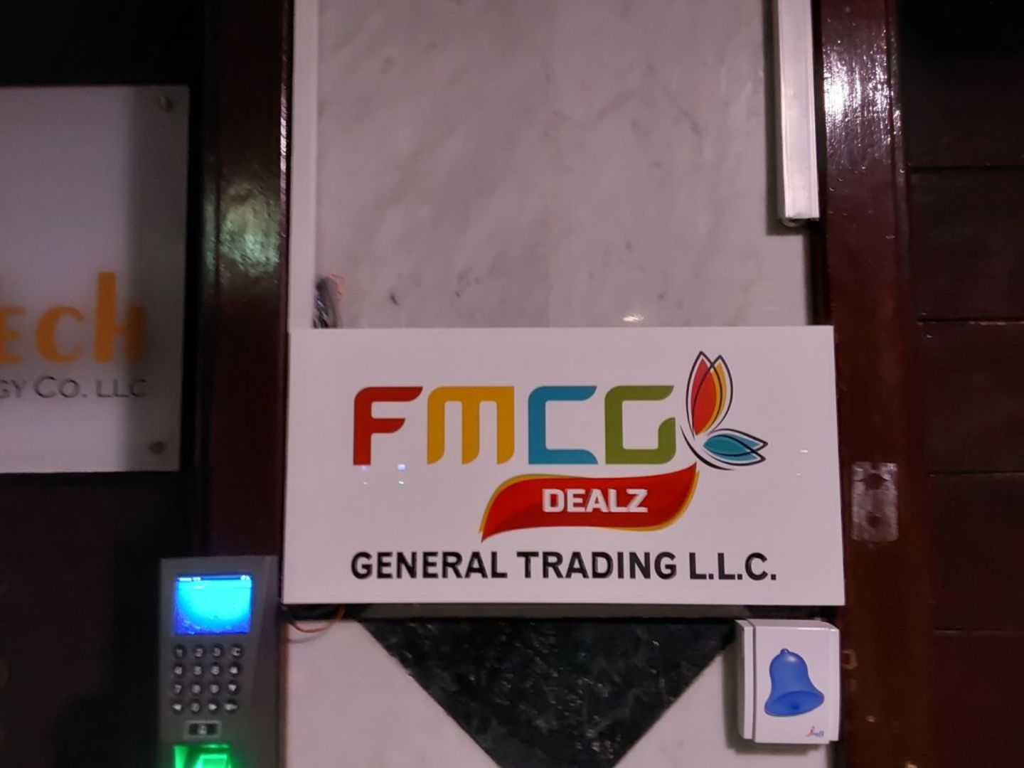 HiDubai-business-fmcg-dealz-general-trading-beauty-wellness-health-beauty-cosmetics-products-manufacturers-mankhool-dubai