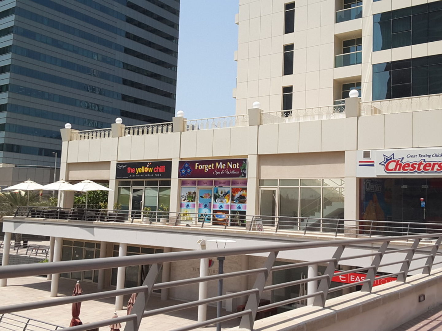 HiDubai-business-the-yellow-chilli-by-sanjeev-kapoor-food-beverage-restaurants-bars-jumeirah-lake-towers-al-thanyah-5-dubai-2