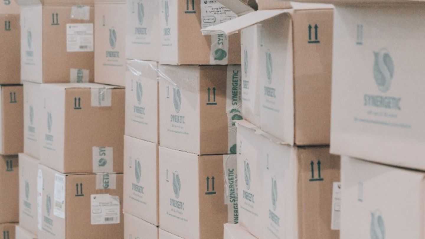 HiDubai-business-al-ayn-al-ehtrafeyah-general-trading-shopping-consumer-electronics-al-daghaya-dubai