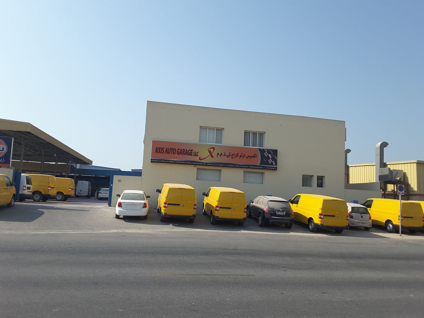 HiDubai-business-axis-auto-garage-transport-vehicle-services-car-assistance-repair-al-quoz-industrial-3-dubai-2