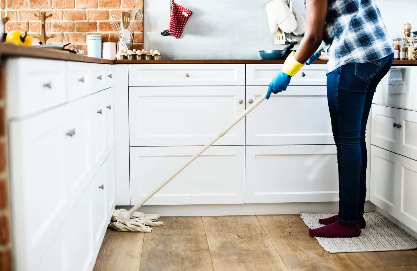 HiDubai-business-noor-al-majal-technical-and-cleaning-services-home-cleaning-services-business-bay-dubai