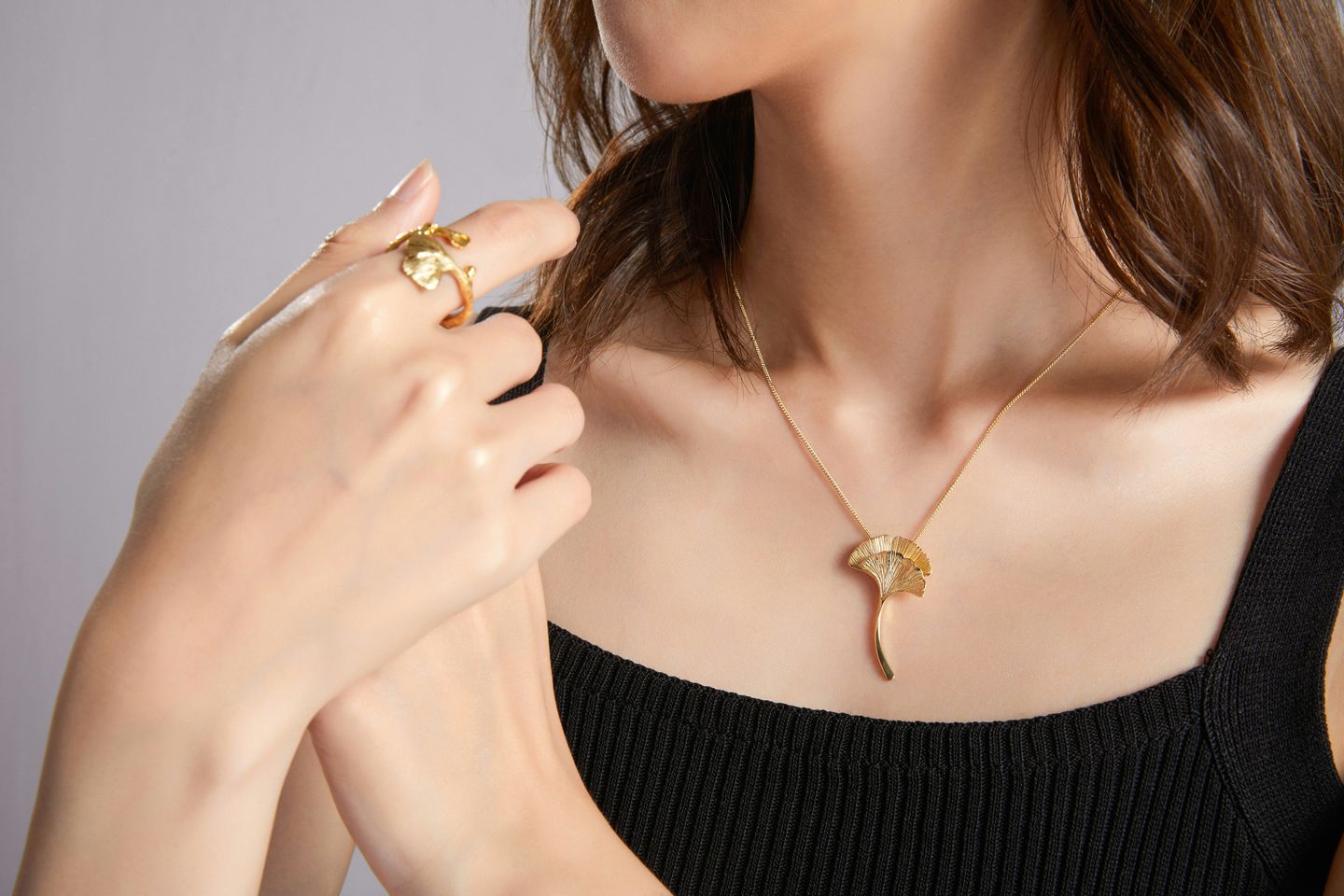 HiDubai-business-mayar-accessories-shopping-fashion-accessories-dubai-festival-city-al-kheeran-1-dubai