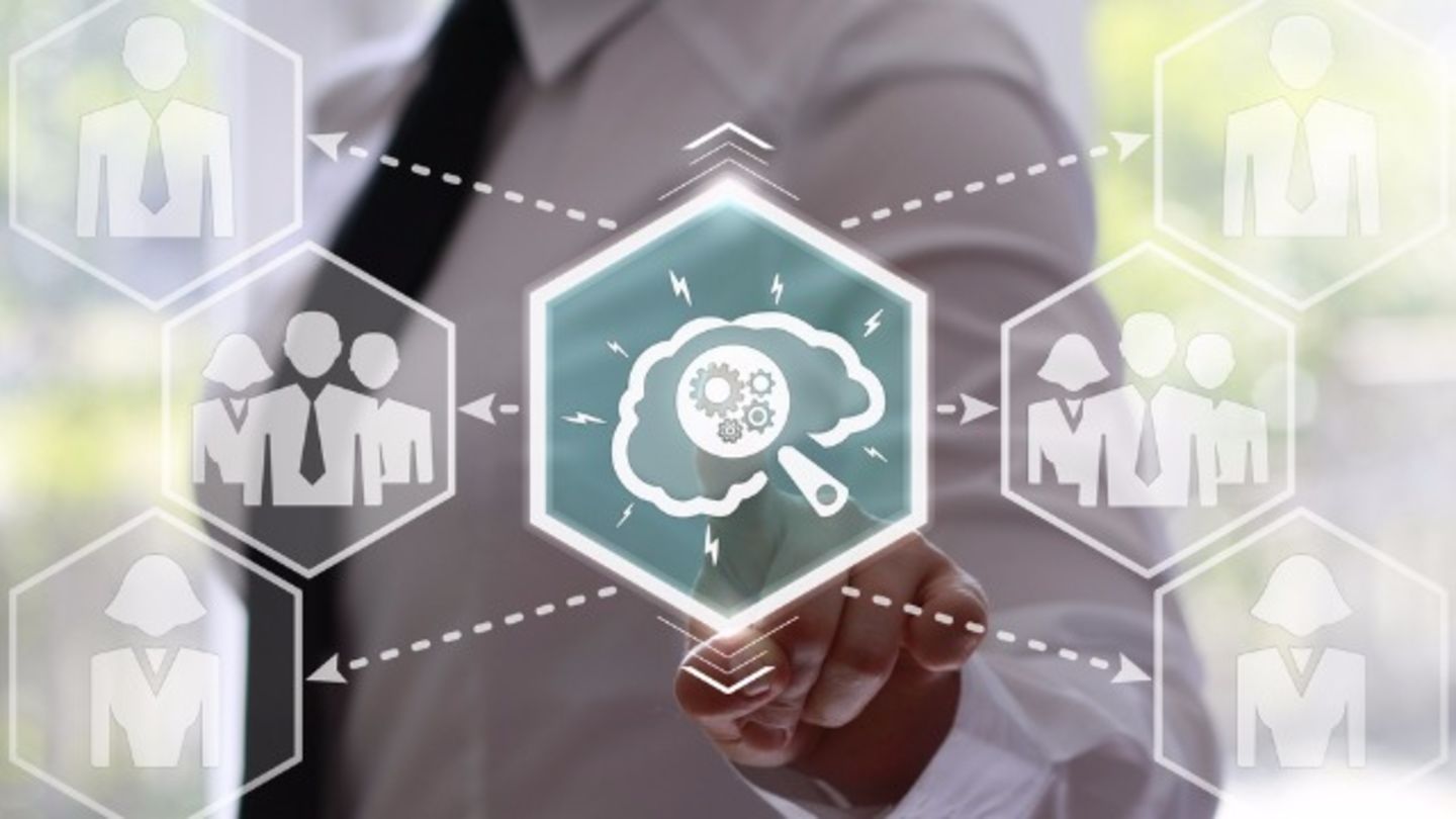 HiDubai-business-purple-tree-media-marketing-it-pr-marketing-al-wasl-dubai-2