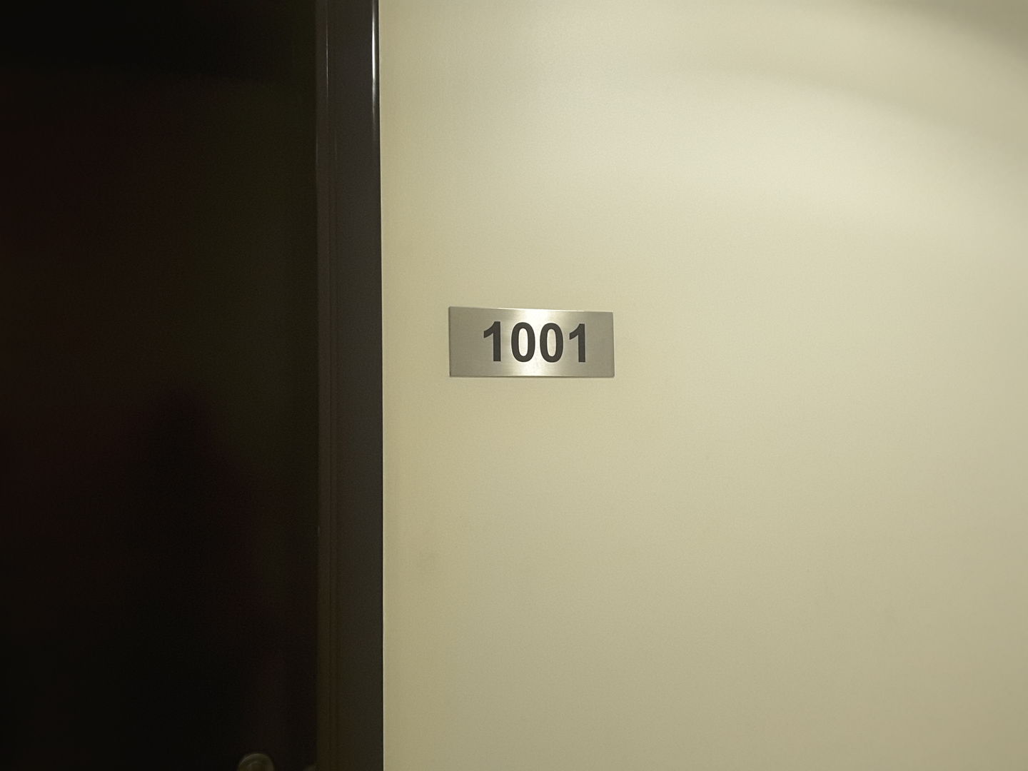 HiDubai-business-hair-concept-salon-b2b-services-distributors-wholesalers-business-bay-dubai-2