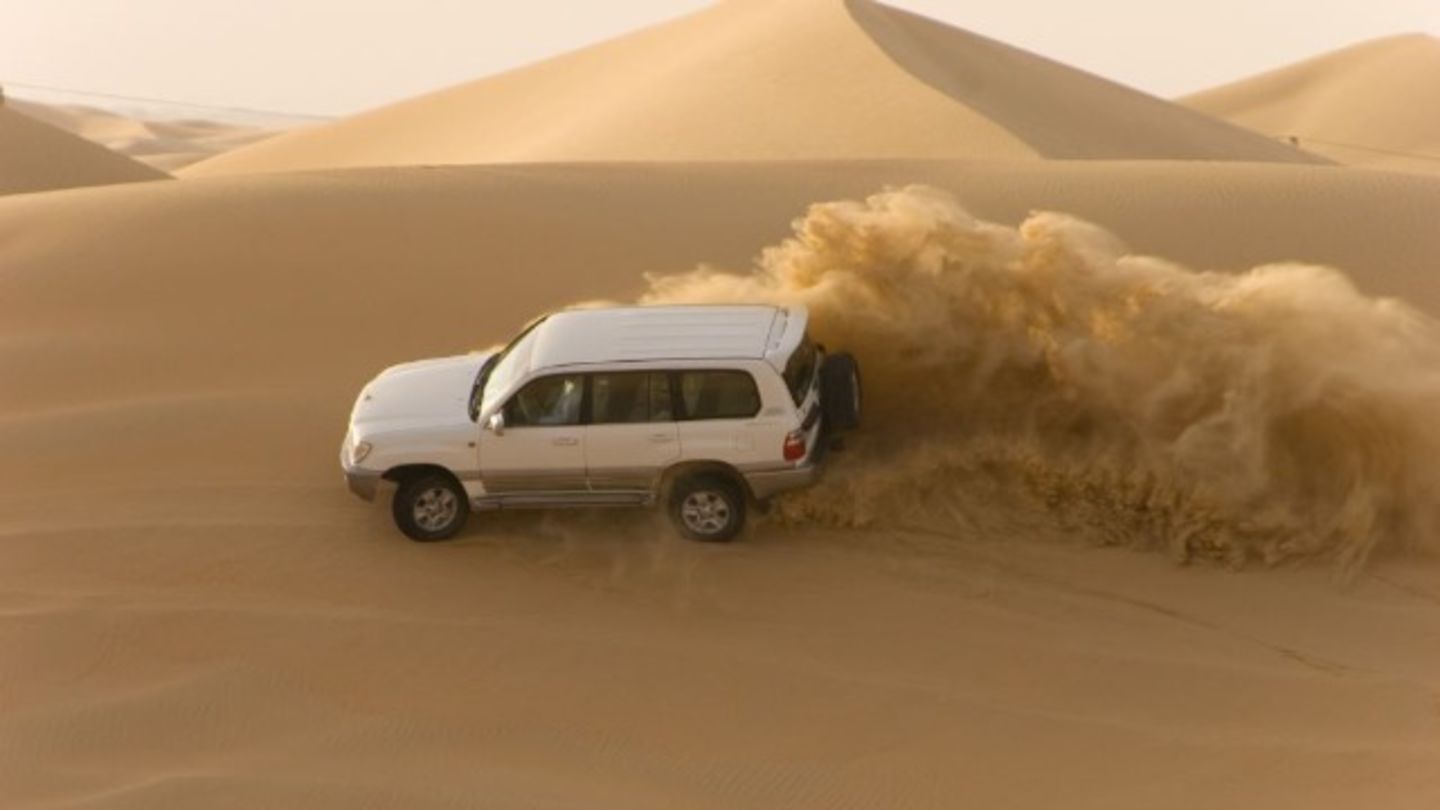 HiDubai-business-hero-experiences-travel-tourism-hotels-tourism-local-tours-activities-dubai-motor-city-al-hebiah-1-dubai