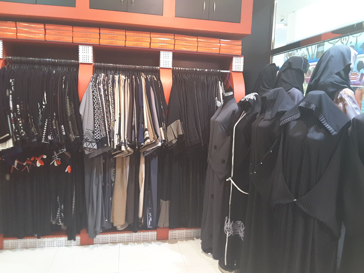 HiDubai-business-gulf-beauty-abayat-shaila-shopping-apparel-al-mizhar-2-dubai-2