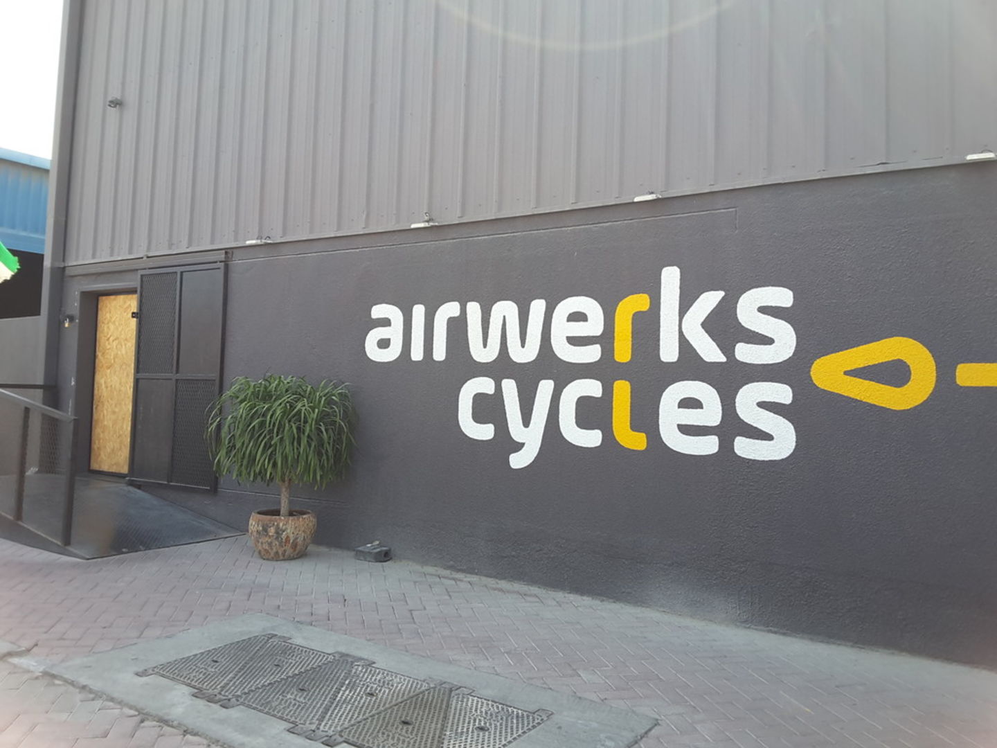 HiDubai-business-airwerks-cycles-shopping-sporting-goods-equipment-al-quoz-industrial-3-dubai