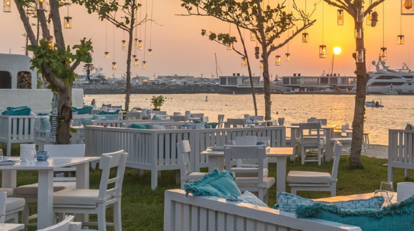 HiDubai-business-fish-beach-taverna-food-beverage-restaurants-bars-dubai-marina-marsa-dubai-dubai