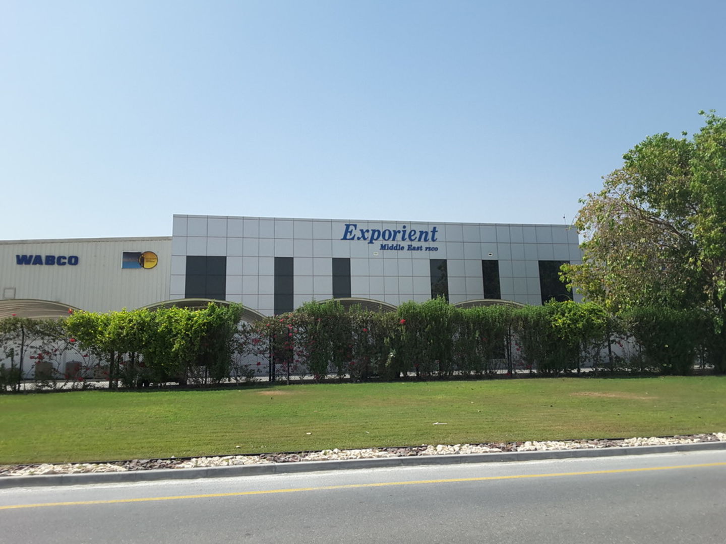 HiDubai-business-exporient-middle-east-b2b-services-distributors-wholesalers-jebel-ali-free-zone-mena-jebel-ali-dubai-2