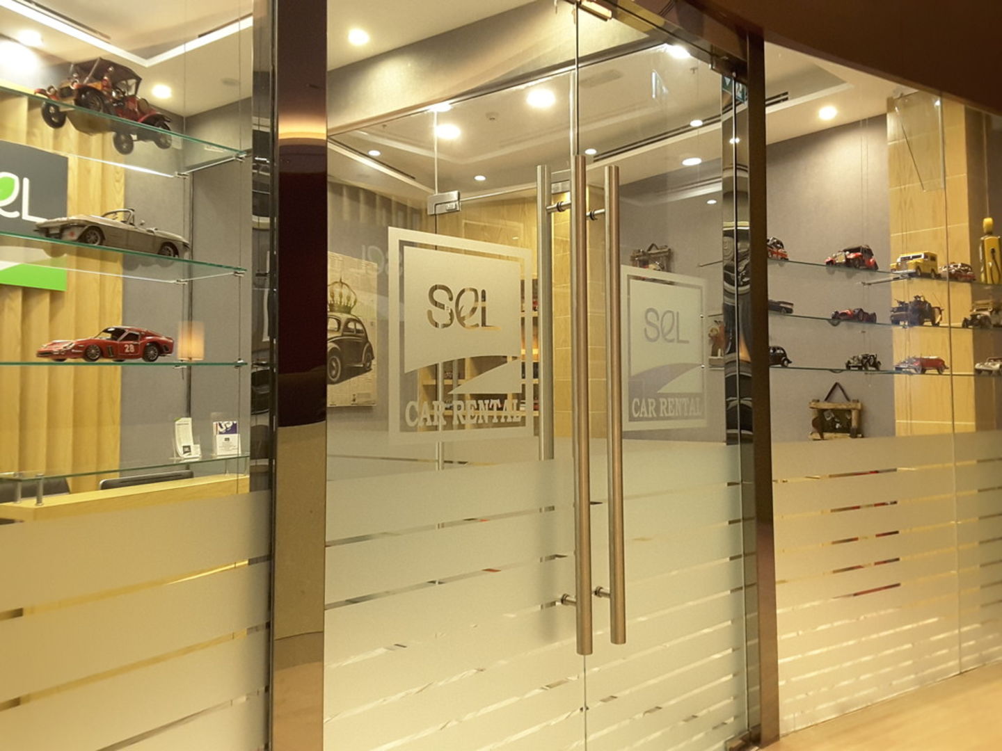 HiDubai-business-sel-car-rental-transport-vehicle-services-car-rental-services-jumeirah-beach-residence-marsa-dubai-dubai-2