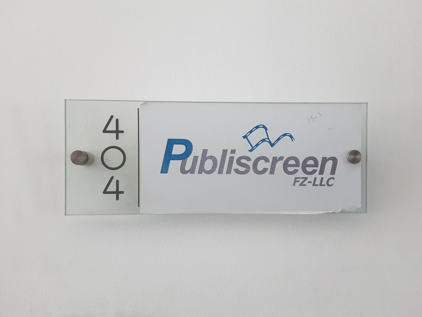 HiDubai-business-publiscreen-media-marketing-it-media-publishing-dubai-media-city-al-sufouh-2-dubai-2