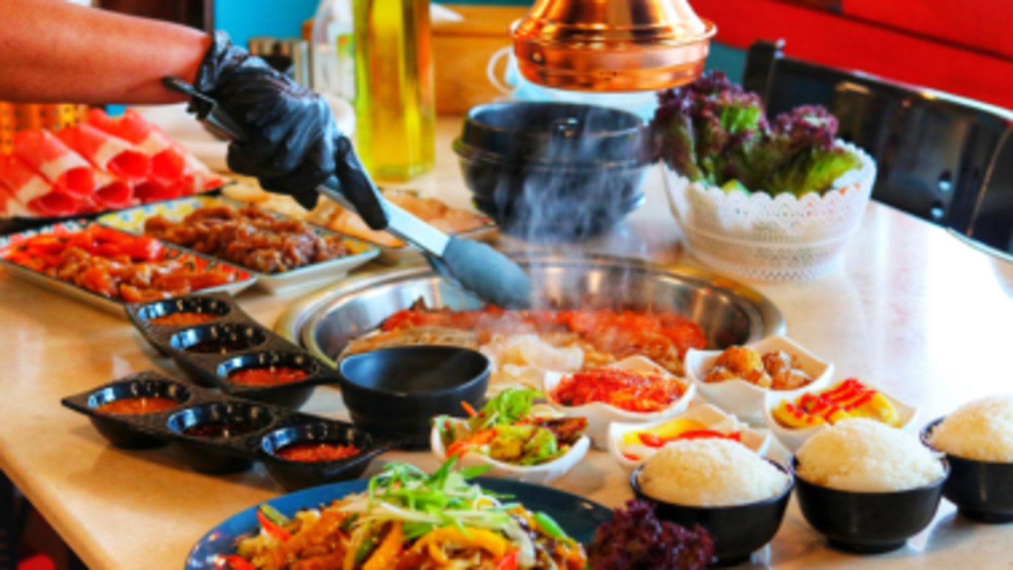 HiDubai-business-mukbang-shows-koreanbbqandseafood-restaurant-food-beverage-restaurants-bars-port-saeed-dubai