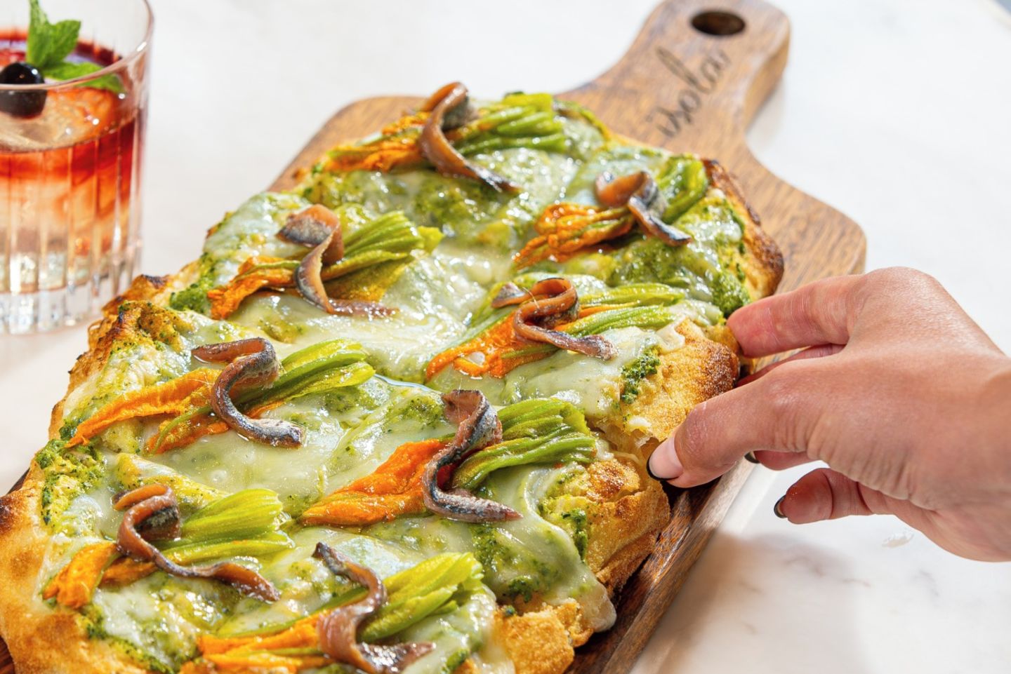 HiDubai-business-isola-ristorante-food-beverage-restaurants-bars-jumeirah-islands-al-thanyah-5-dubai