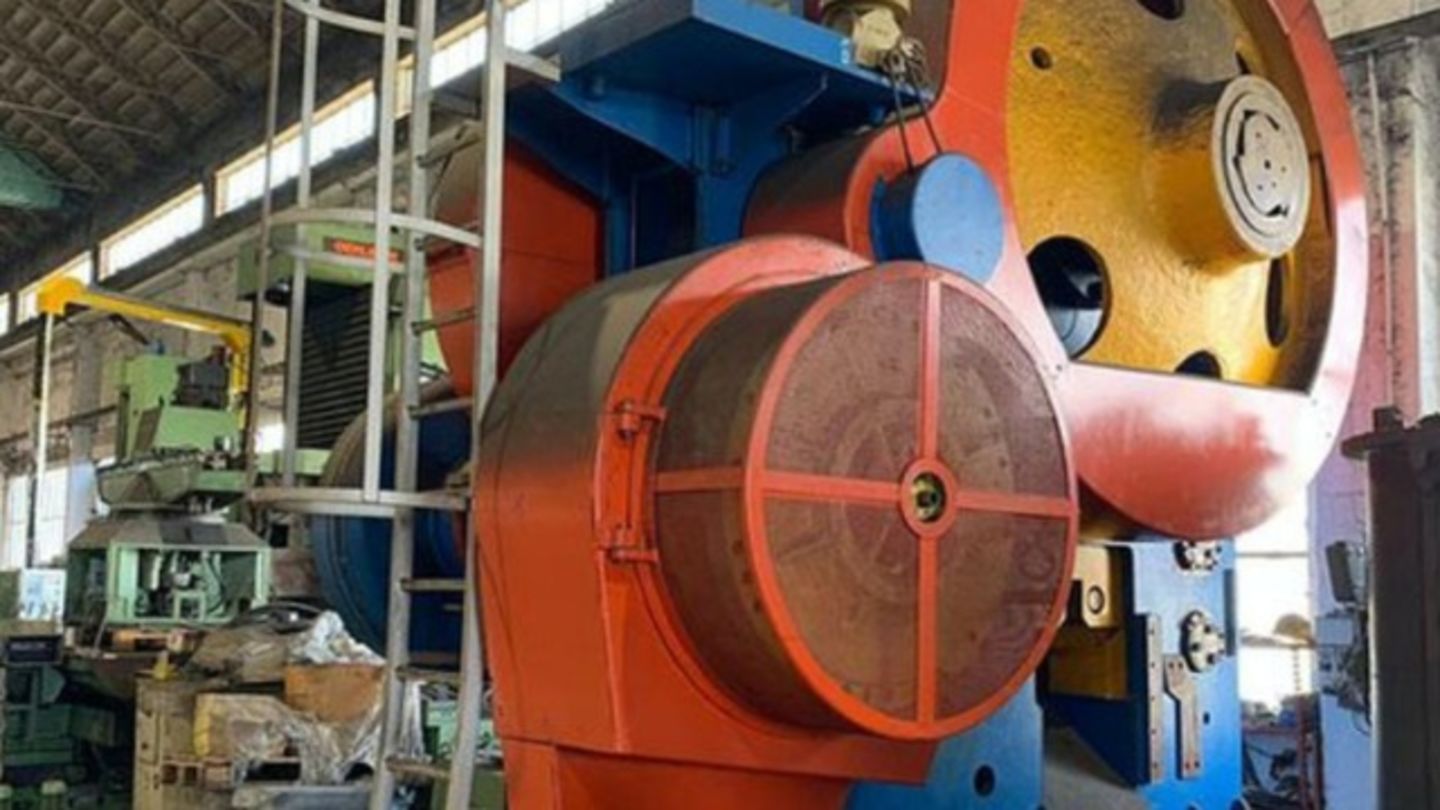 HiDubai-business-al-zaeem-al-dahabi-b2b-services-distributors-wholesalers-international-city-warsan-1-dubai