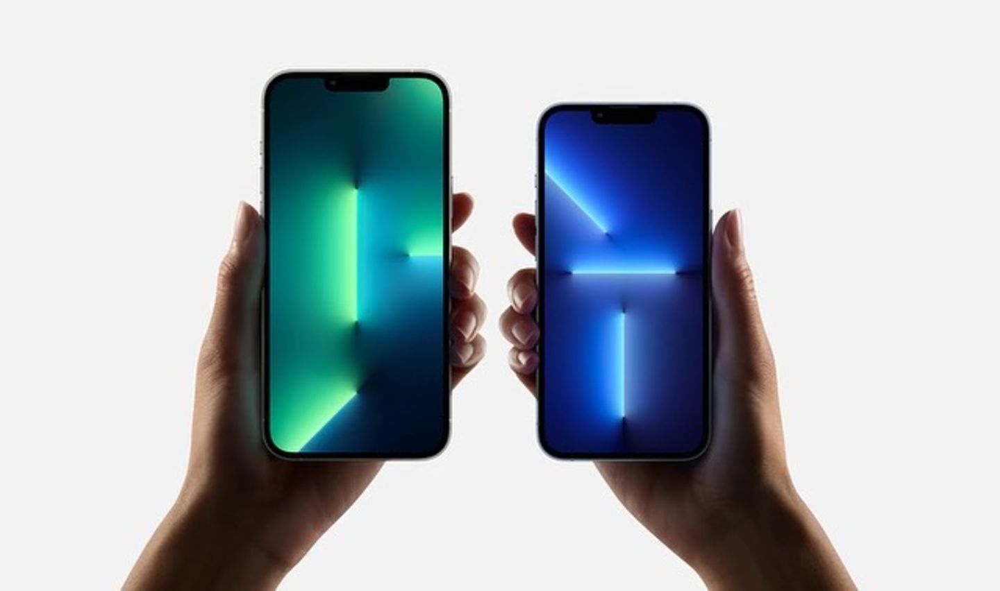 HiDubai-business-mario-phone-shopping-consumer-electronics-al-warqaa-3-dubai