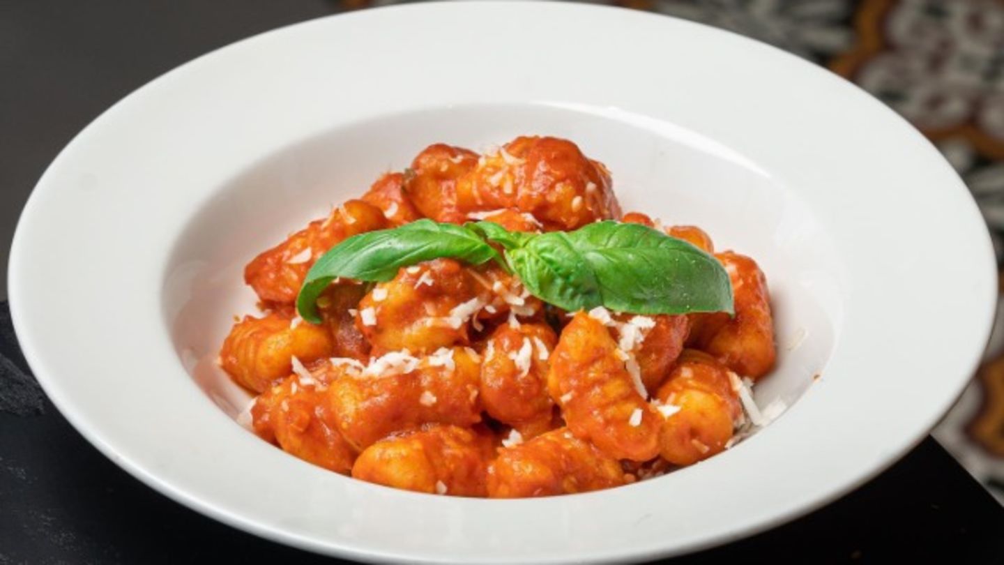 HiDubai-business-lopo-pizzeria-food-beverage-restaurants-bars-dubai-internet-city-al-sufouh-2-dubai