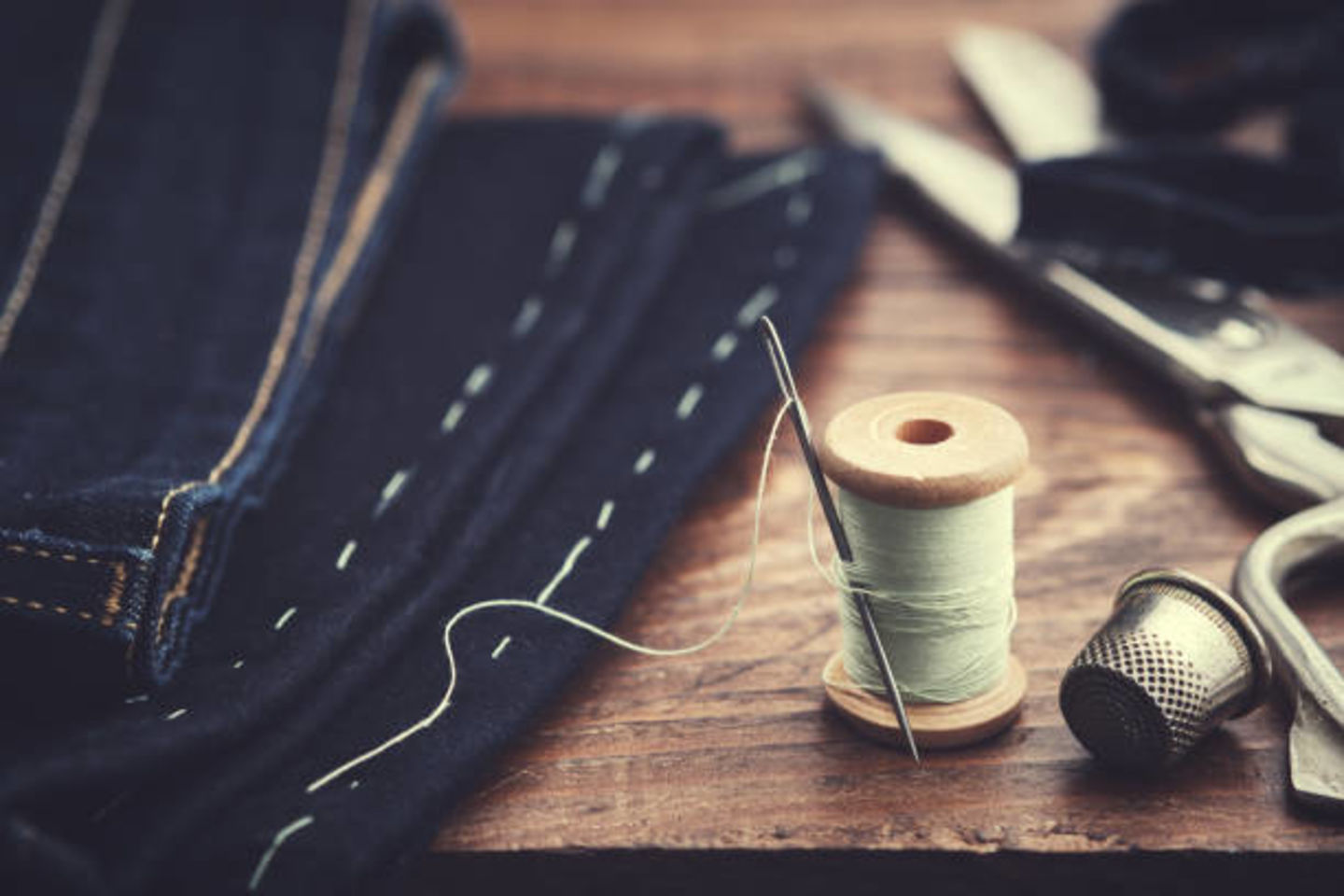 HiDubai-business-jamil-tailoring-embroidery-home-tailoring-al-murar-dubai-2