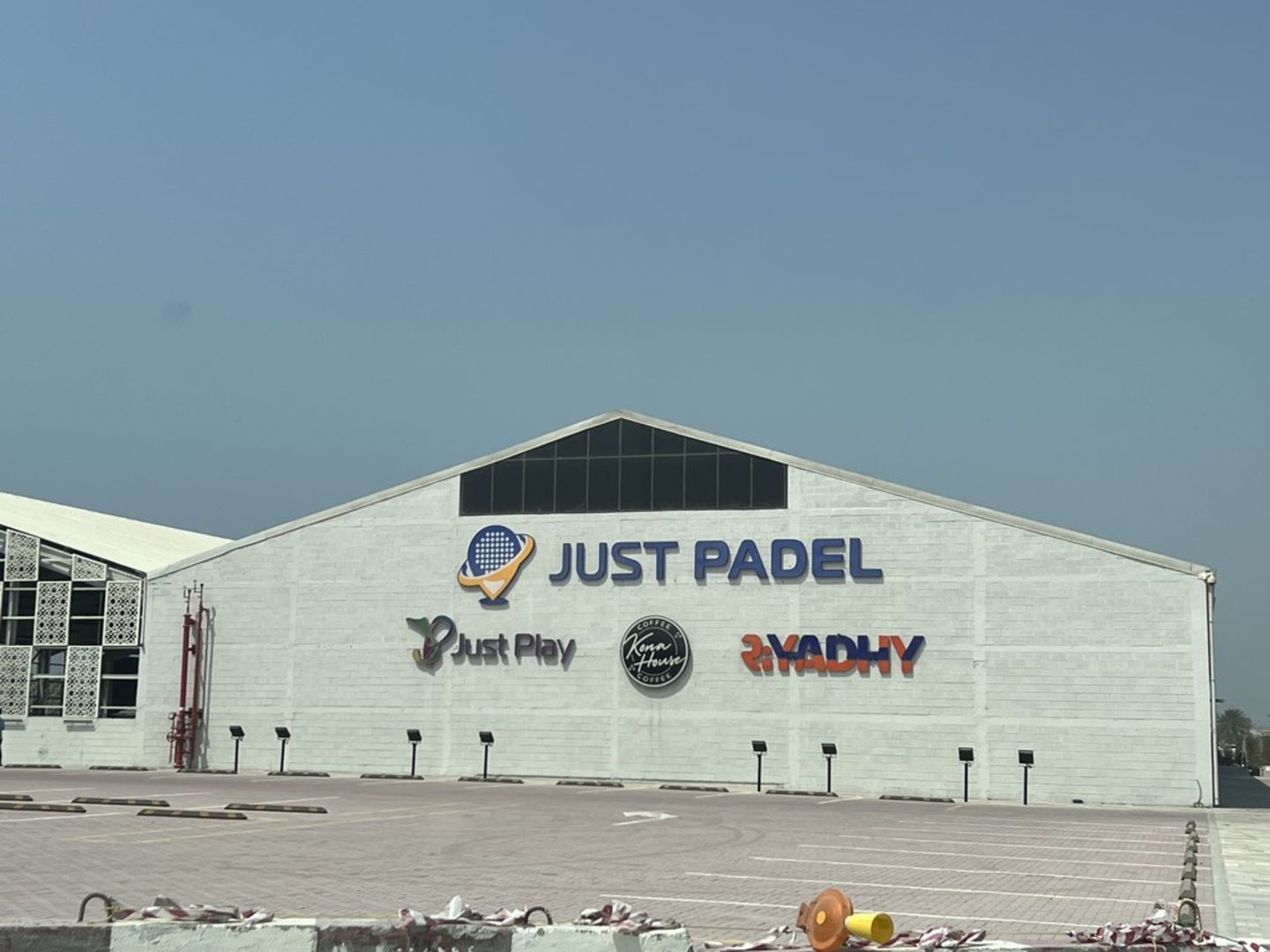 HiDubai-business-just-padel-pro-sports-academy-sports-fitness-sporting-venues-al-melaheyah-dubai