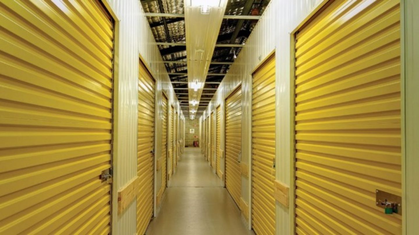 HiDubai-business-my-box-self-storage-shipping-logistics-moving-storage-services-al-quoz-industrial-3-dubai