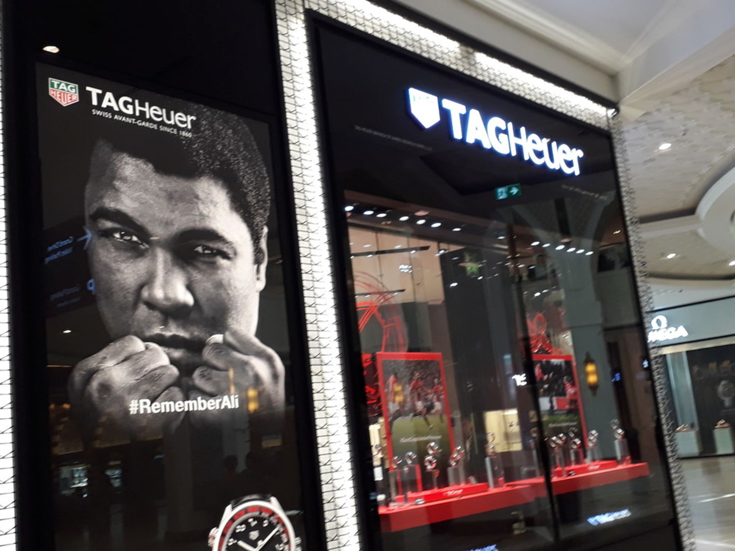 Tag Heuer, (Watches & Eyewear) in Burj Khalifa, Dubai