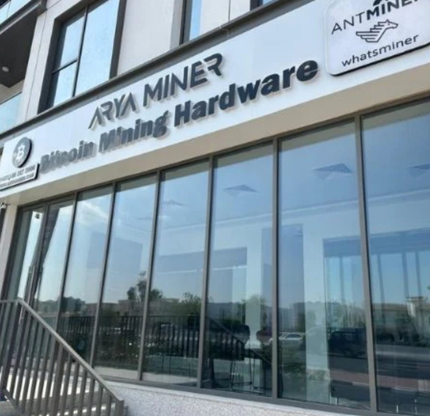 HiDubai-business-arya-miner-bitcoin-mining-hardware-b2b-services-distributors-wholesalers-umm-ramool-dubai