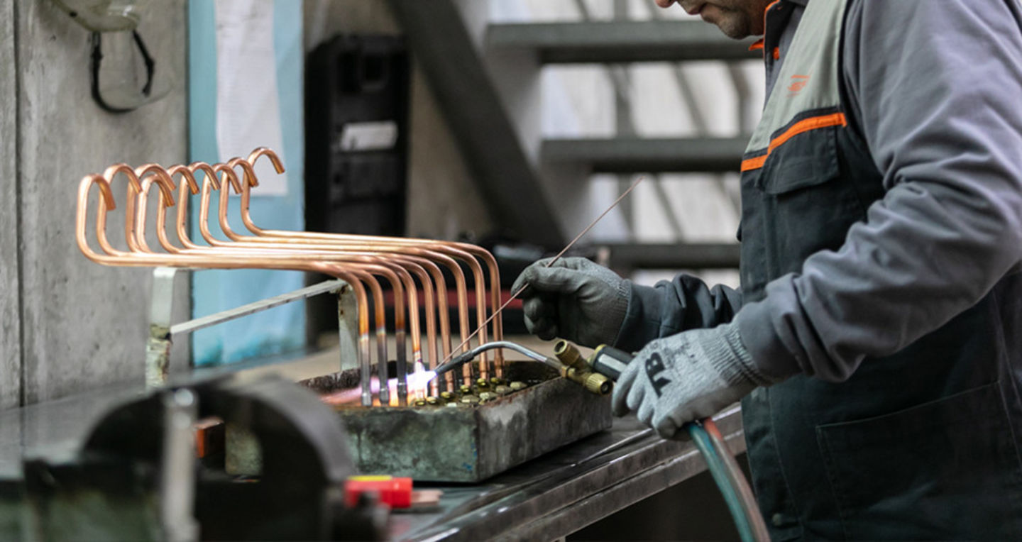 HiDubai-business-enernouva-solar-energy-system-b2b-services-manufacturing-dubai-investment-park-1-dubai