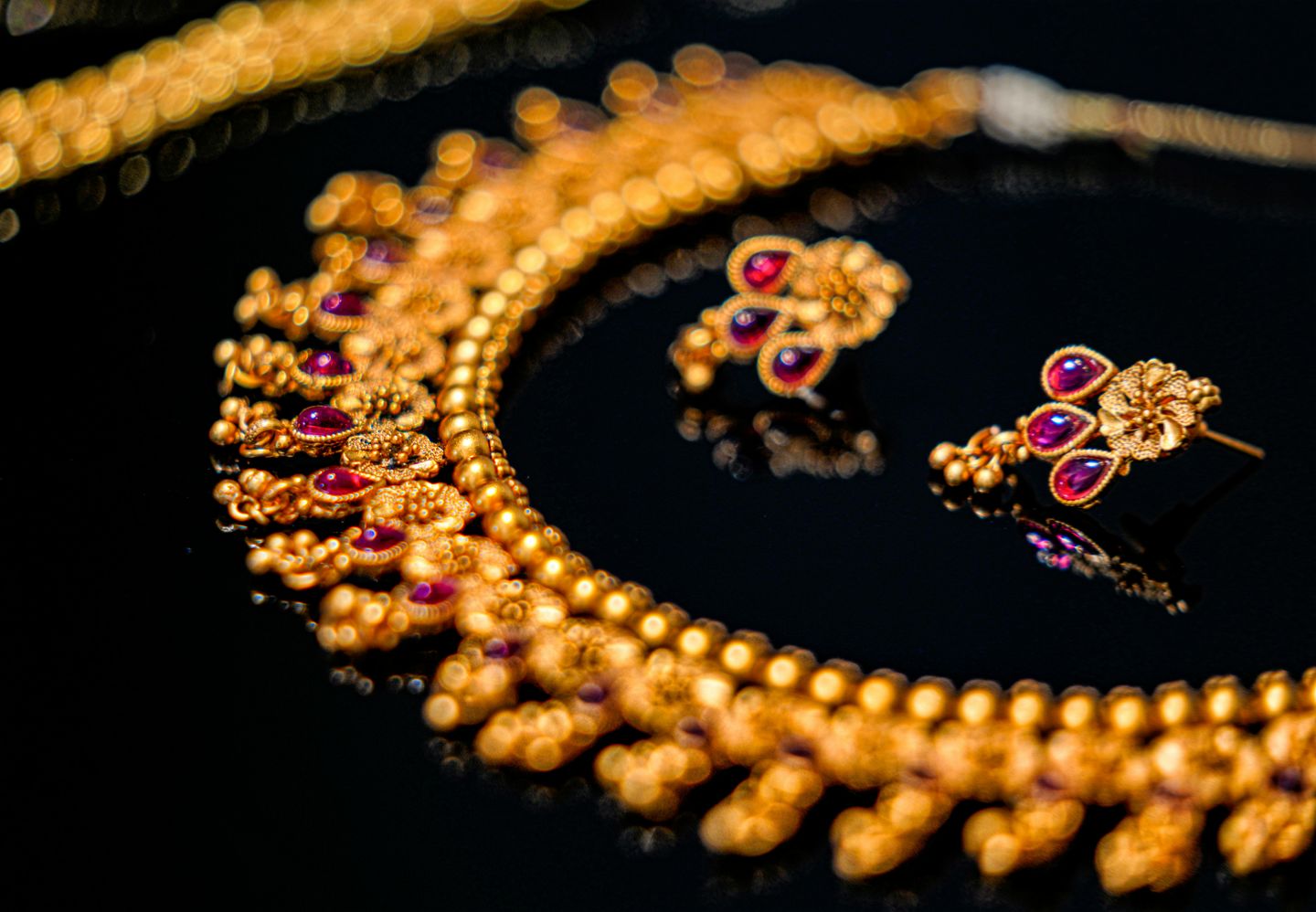 HiDubai-business-krishna-jewellers-shopping-jewellery-precious-stones-al-ras-dubai