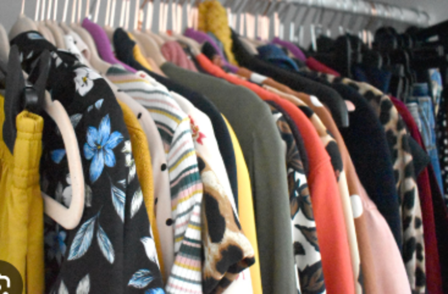 HiDubai-business-al-mallika-fashion-shopping-apparel-meena-bazar-al-souq-al-kabeer-dubai