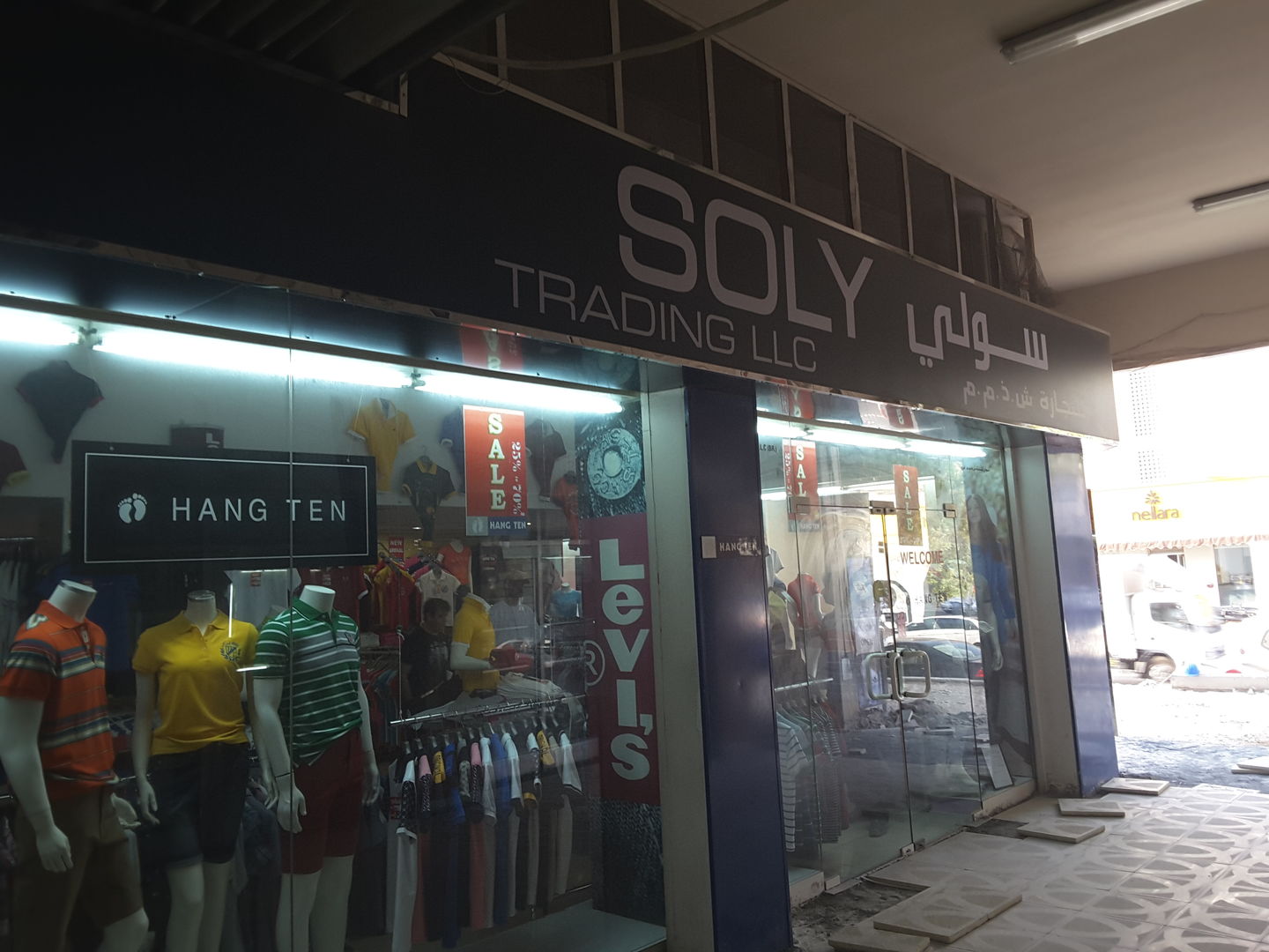 HiDubai-business-soly-trading-shopping-apparel-al-karama-dubai-4