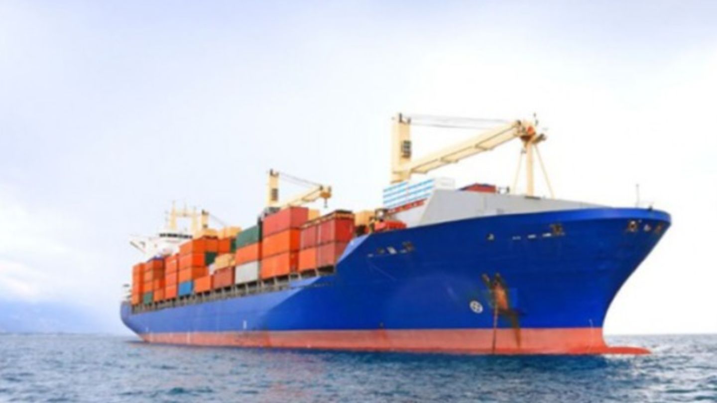 HiDubai-business-mediterranean-eastern-enterprises-shipping-logistics-marine-services-business-bay-dubai