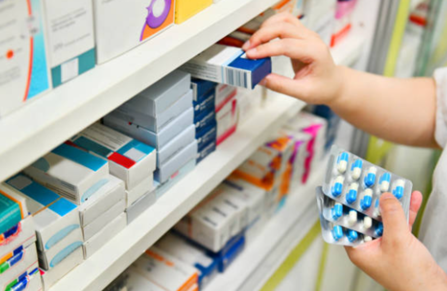 HiDubai-business-al-safa-care-pharmacy-beauty-wellness-health-pharmacy-al-jadaf-dubai