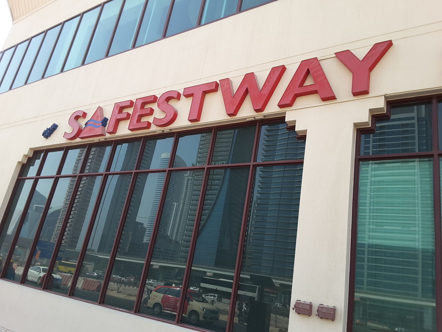 HiDubai-business-new-safestway-supermarket-shopping-supermarkets-hypermarkets-grocery-stores-al-wasl-dubai