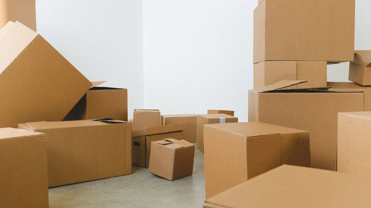 HiDubai-business-oshun-impex-general-trading-shipping-logistics-packaging-services-naif-dubai