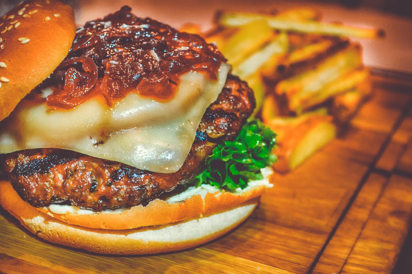 HiDubai-business-five-guys-food-beverage-restaurants-bars-al-hamriya-dubai-2