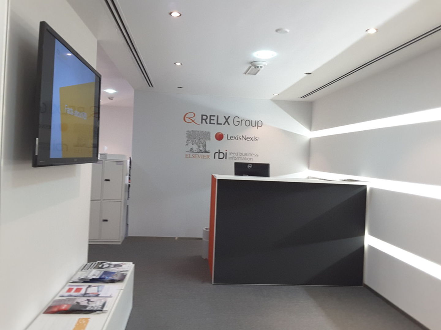 HiDubai-business-lexisnexis-b2b-services-legal-consultants-dubai-media-city-al-sufouh-2-dubai-2