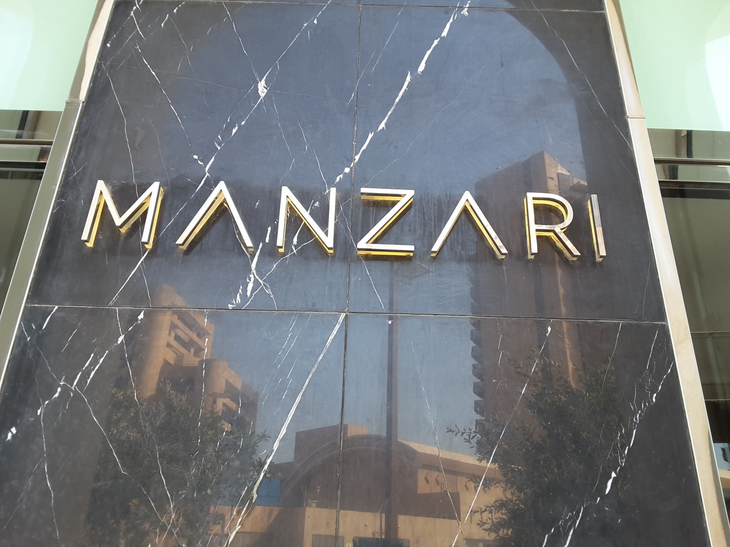 HiDubai-business-manzari-international-shopping-apparel-jumeirah-beach-residence-marsa-dubai-dubai-2