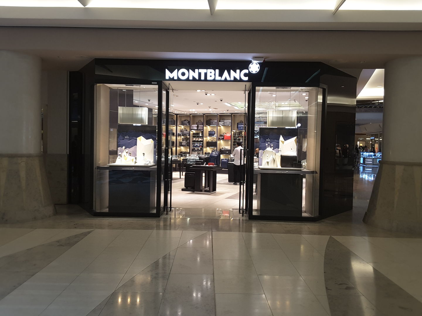 HiDubai-business-mont-blanc-shopping-watches-eyewear-mankhool-dubai-2