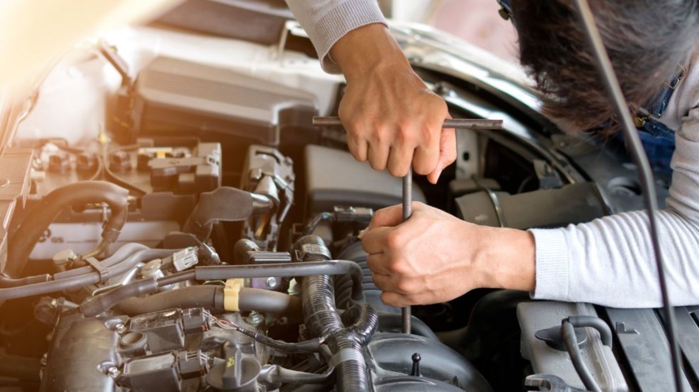 HiDubai-business-sarwar-khan-auto-general-repairing-transport-vehicle-services-car-assistance-repair-ras-al-khor-industrial-1-dubai