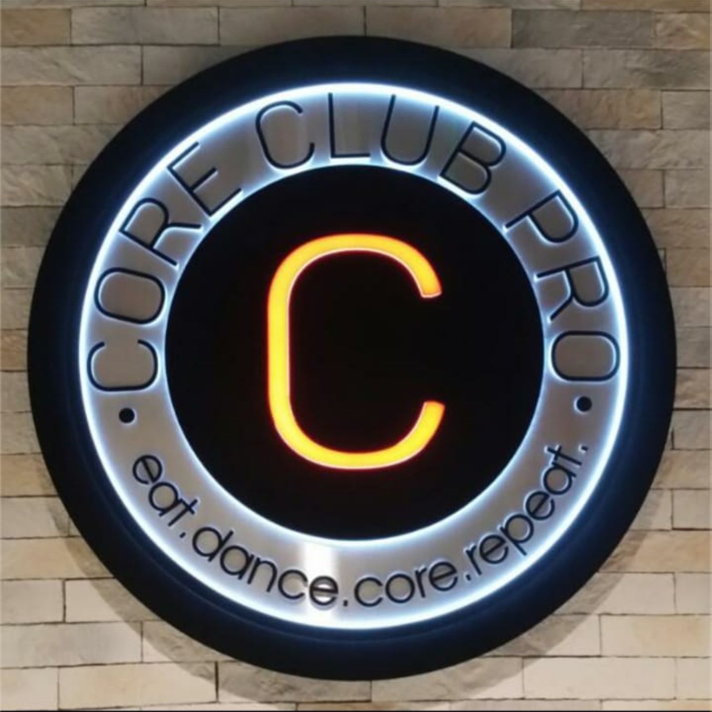 HiDubai-business-core-club-pro-sports-fitness-gyms-fitness-centres-pools-business-bay-dubai