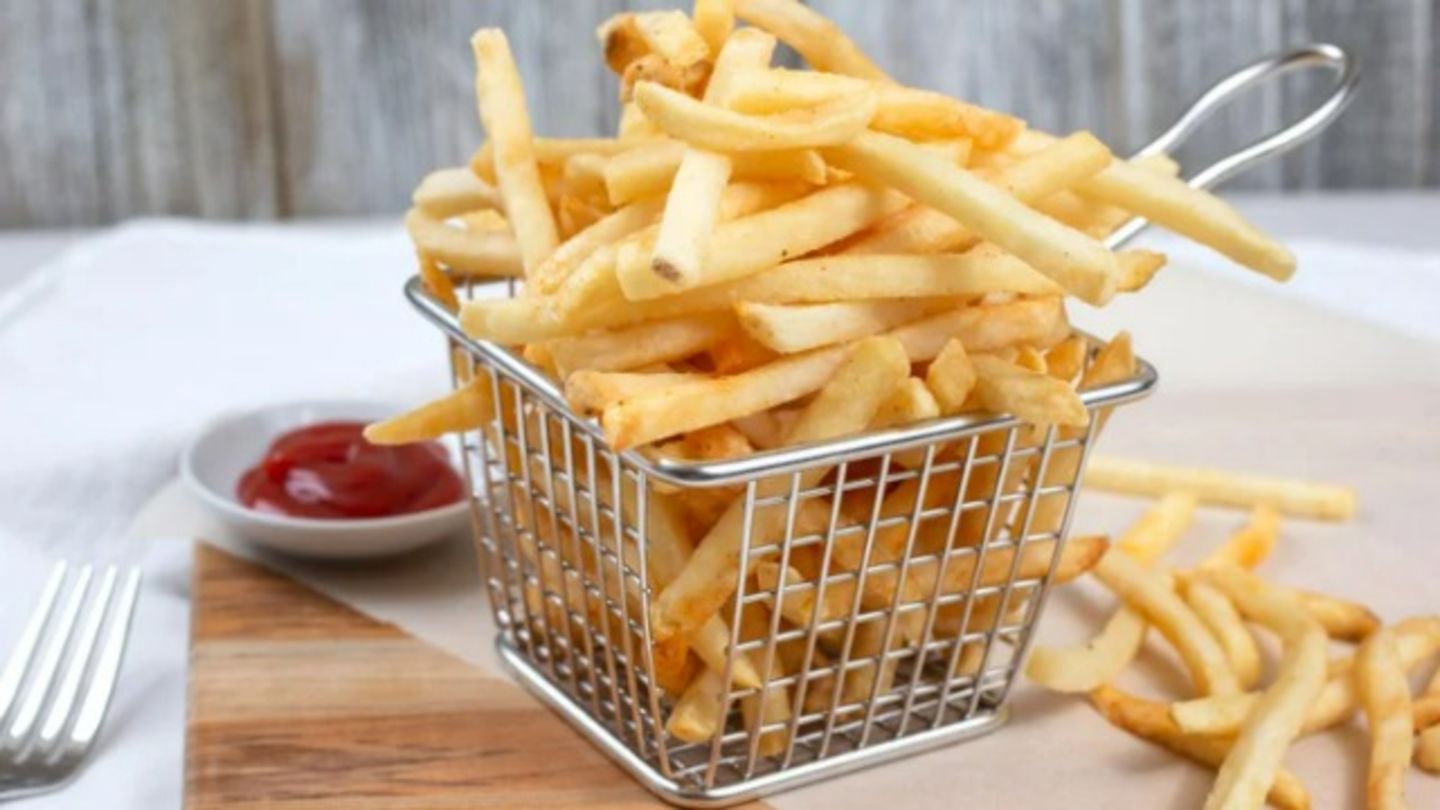 HiDubai-business-nh-66-sports-bar-food-beverage-restaurants-bars-al-karama-dubai