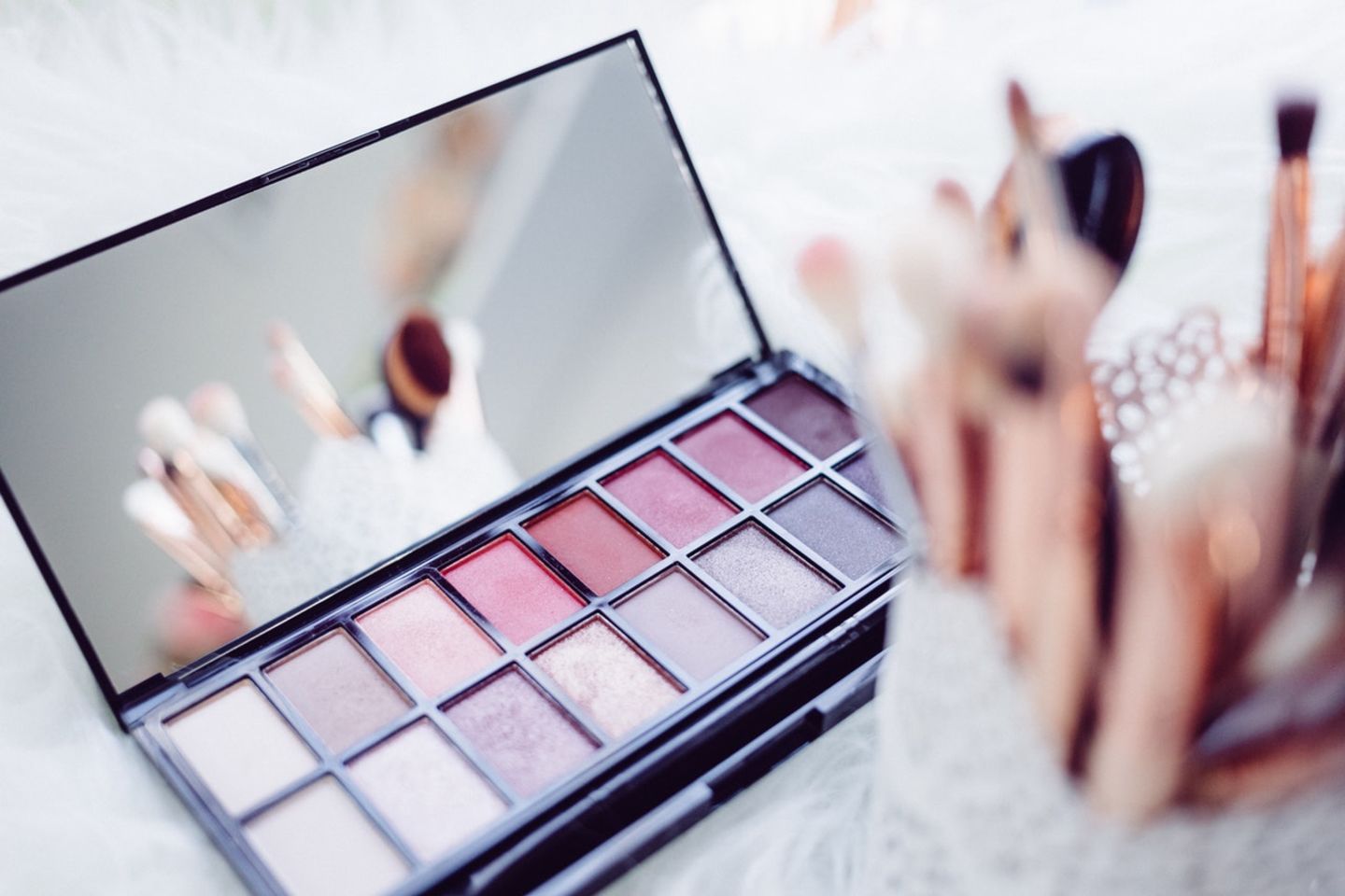 HiDubai-business-madinat-al-fardoos-general-trading-shopping-beauty-cosmetics-stores-al-buteen-dubai
