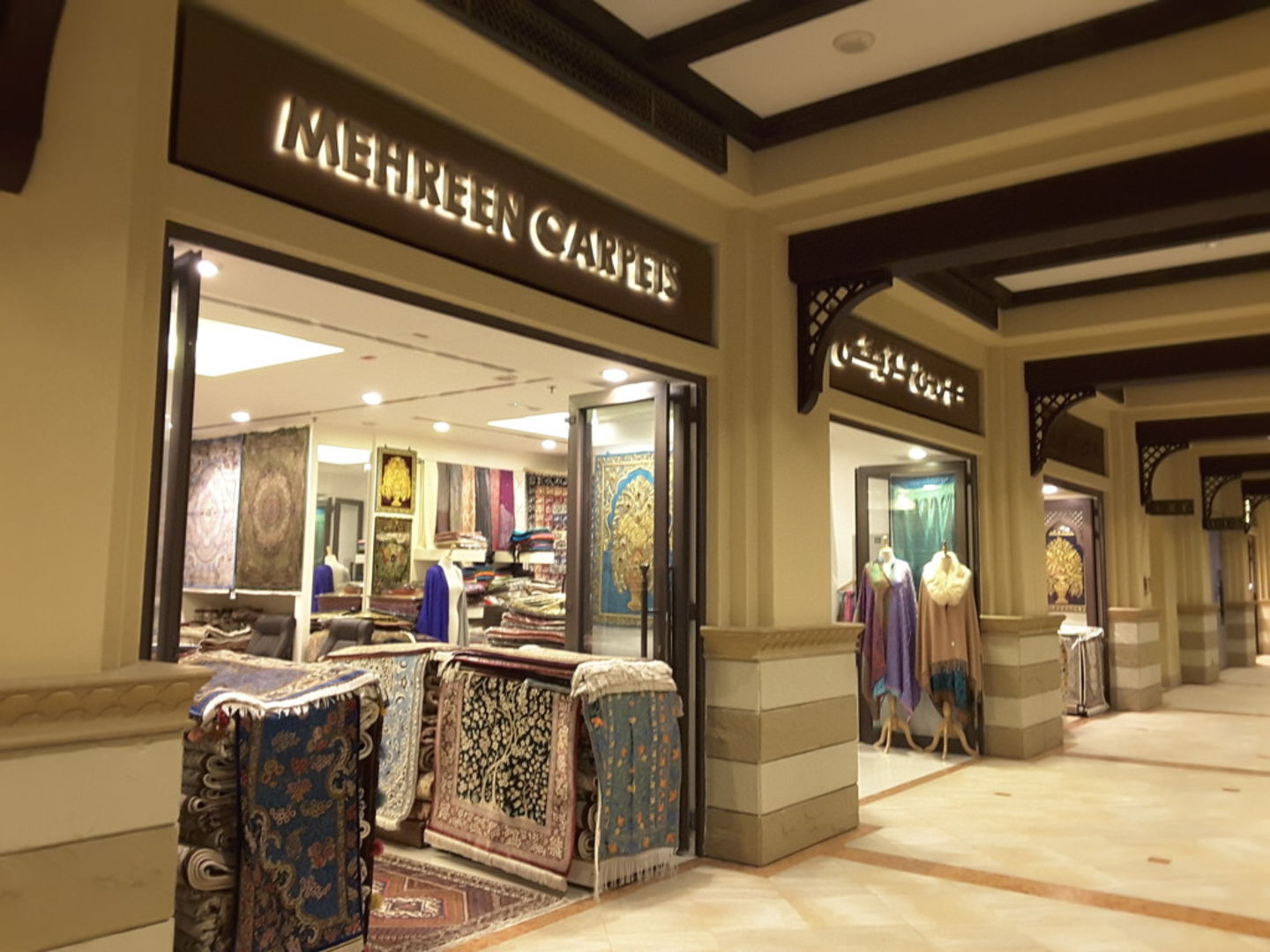 HiDubai-business-mehreen-carpets-and-novelty-b2b-services-distributors-wholesalers-burj-khalifa-dubai-2