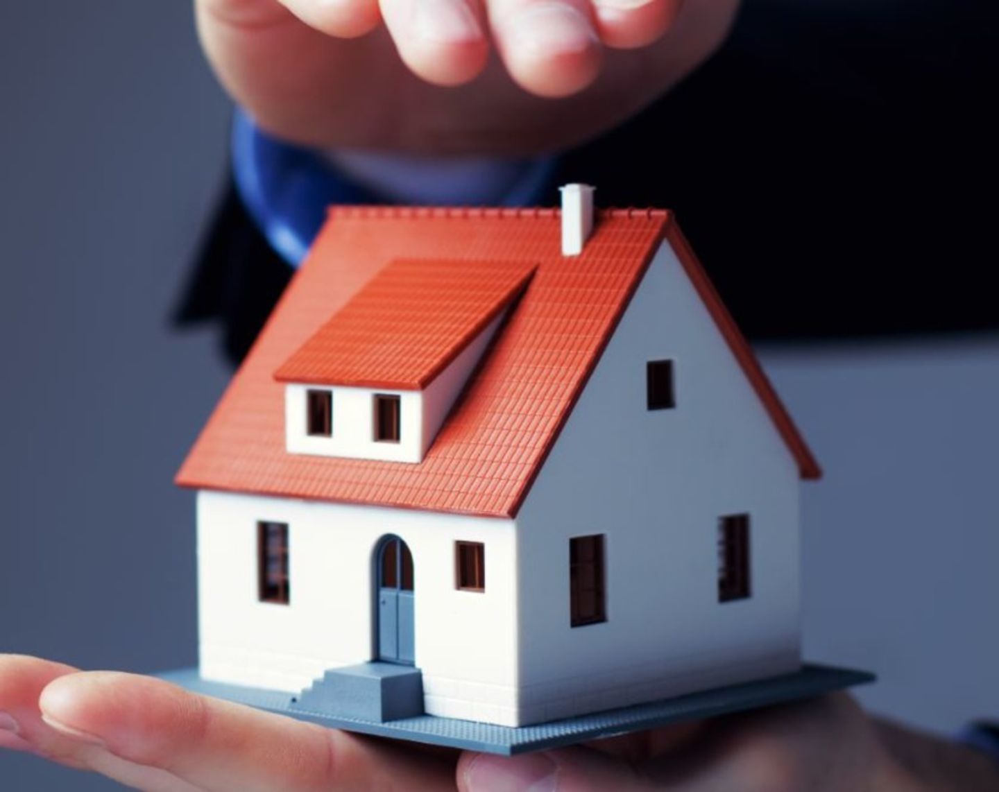HiDubai-business-abu-dhabi-national-insurance-finance-legal-insurance-warranty-trade-centre-2-dubai