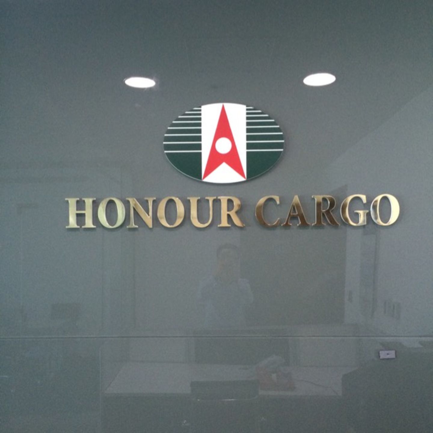 HiDubai-business-honour-cargo-services-shipping-logistics-sea-cargo-services-business-bay-dubai-2