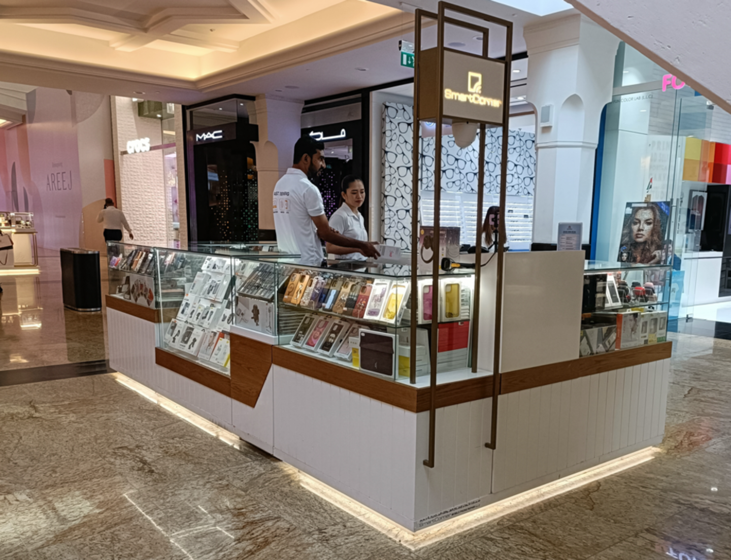 HiDubai-business-smart-corner-mobile-phone-repair-shopping-consumer-electronics-al-barsha-1-dubai